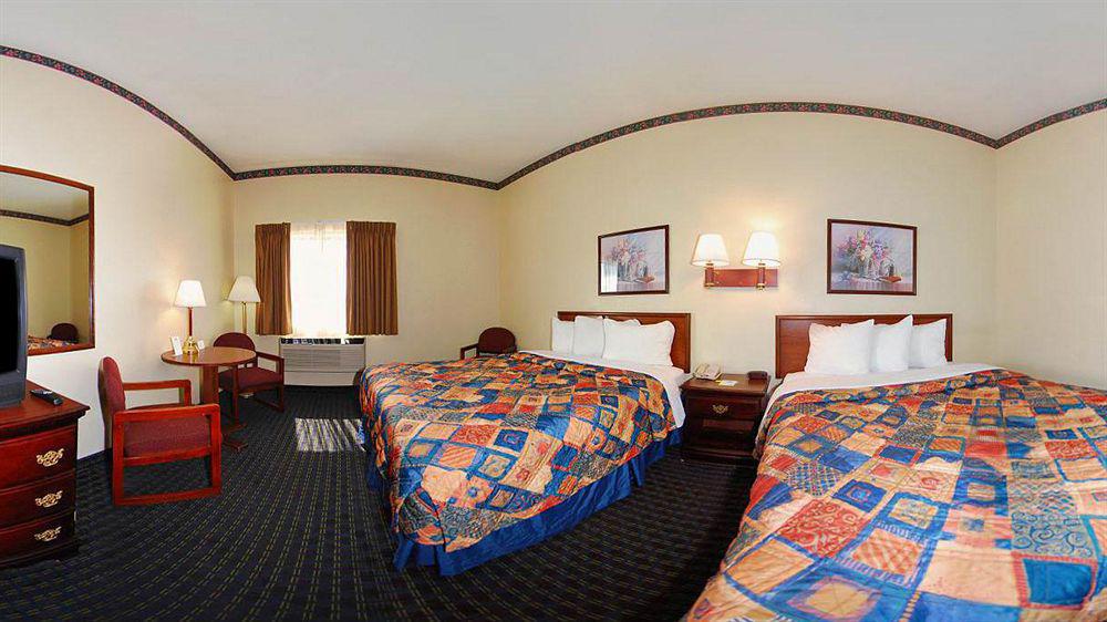 Hotel Days By Wyndham St Louis 2*