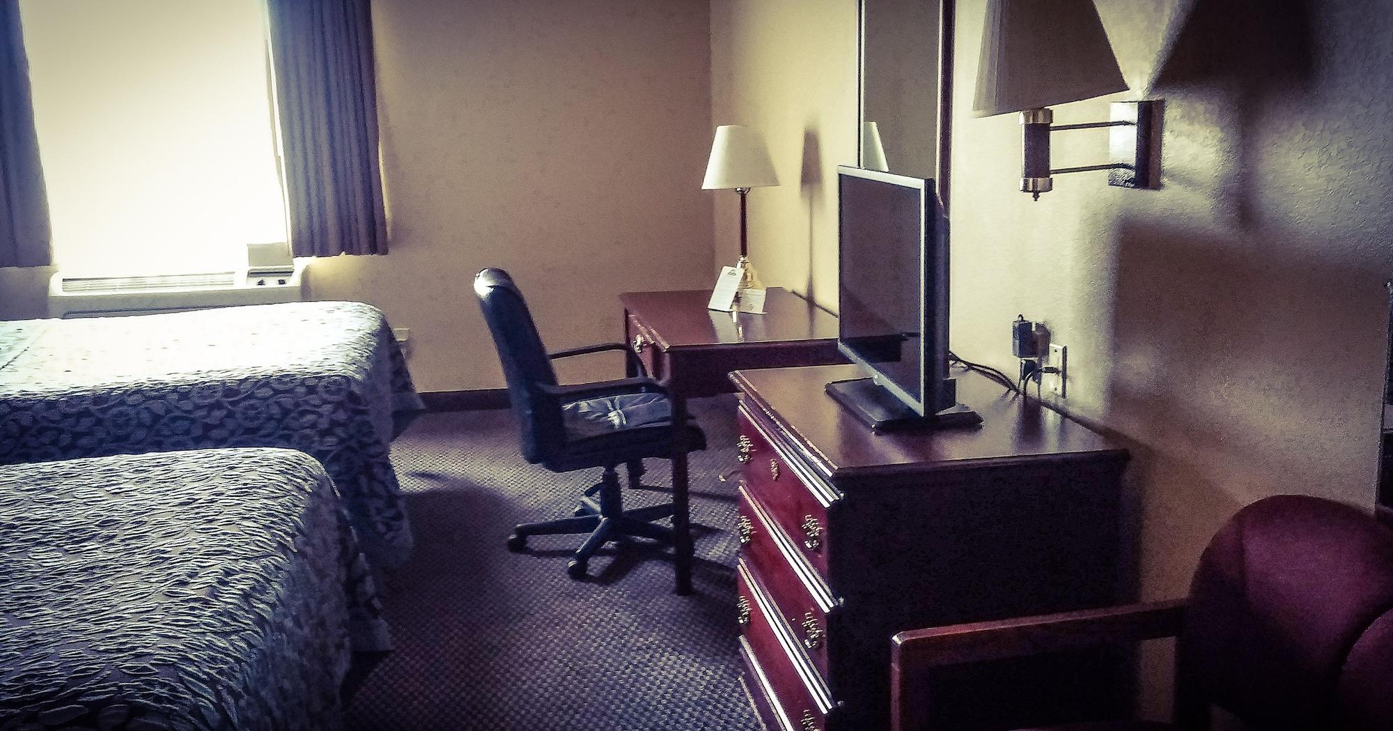 Days By Wyndham St Louis Hotel Collinsville