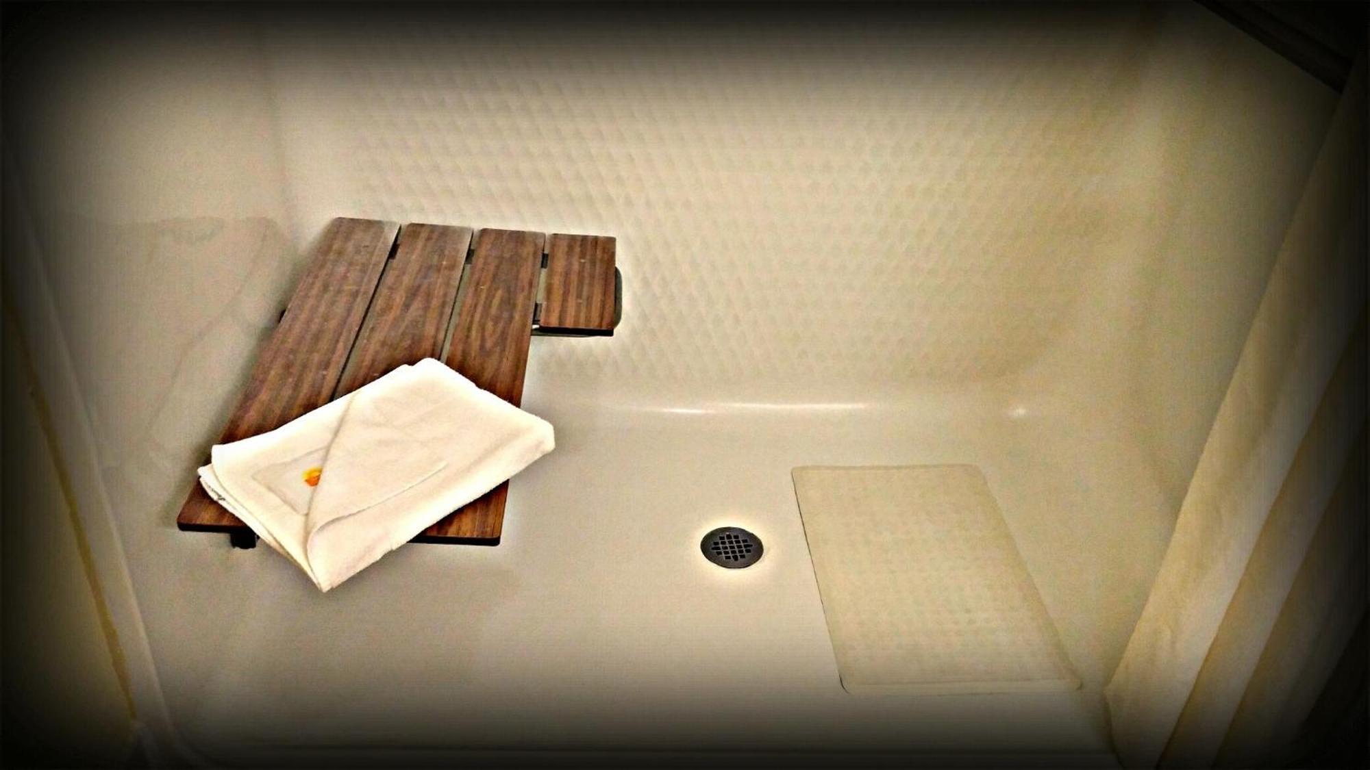 Days By Wyndham St Louis Hotel Collinsville