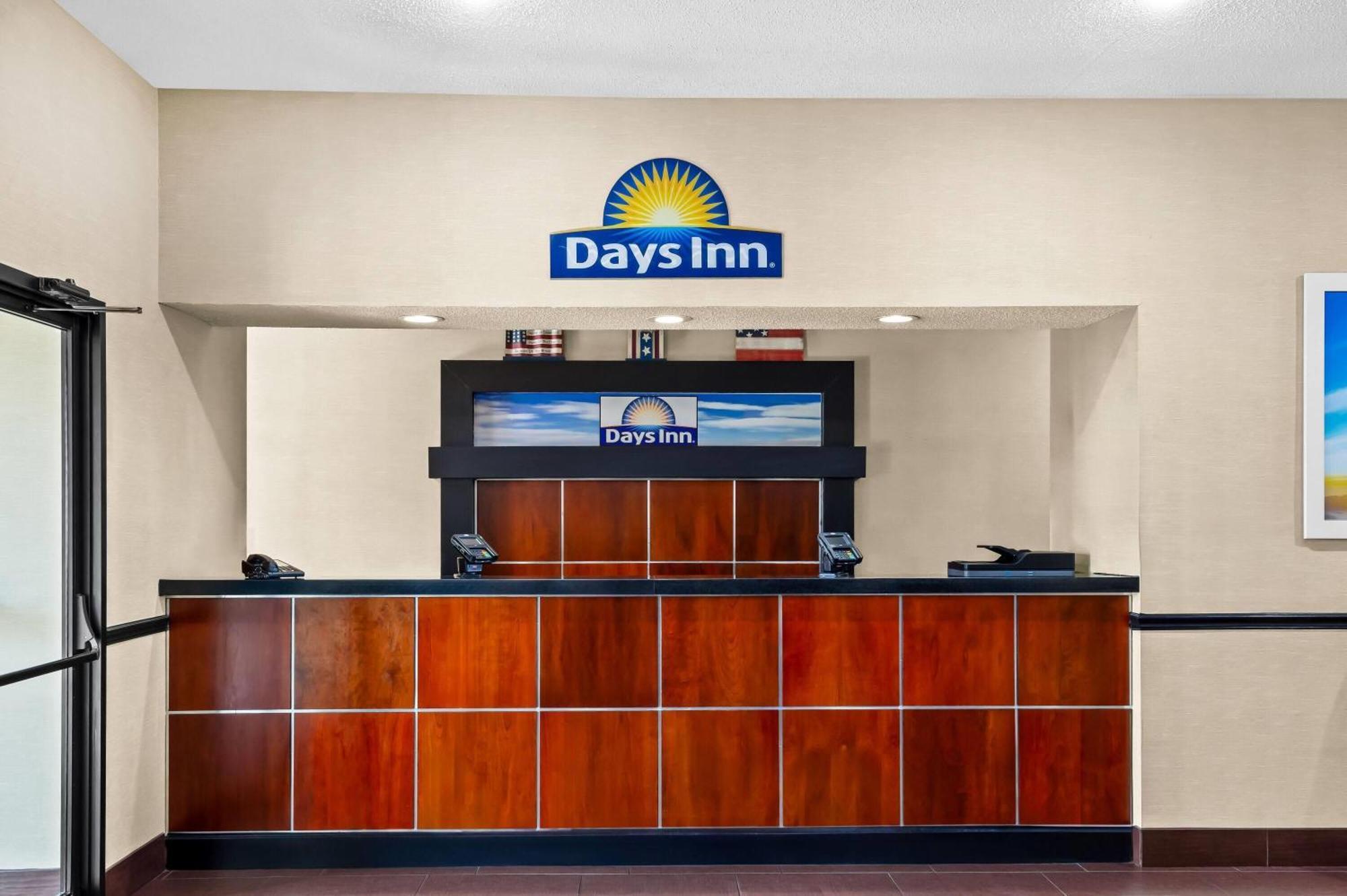 Days By Wyndham St Louis Hotel Collinsville