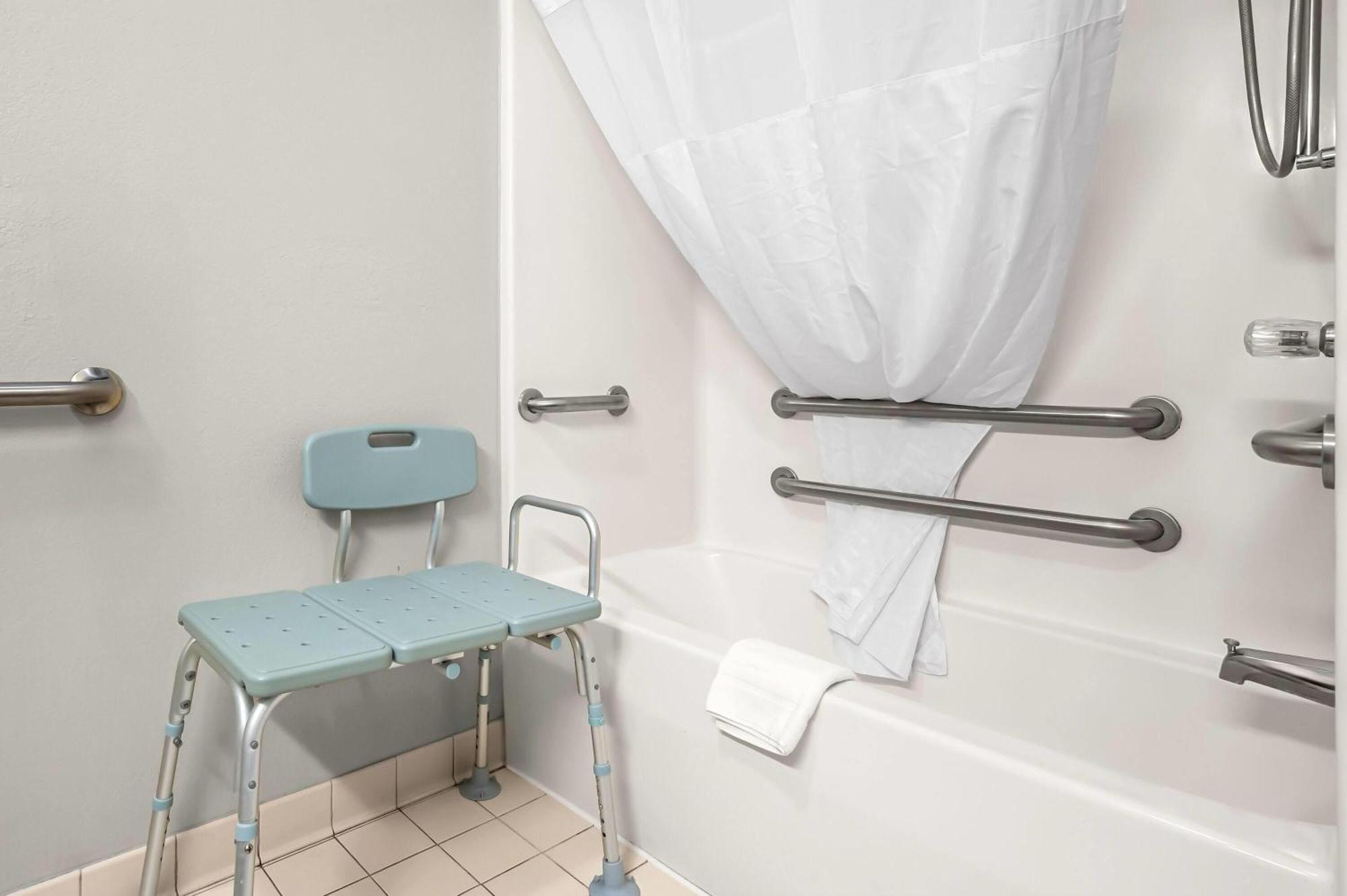 Hotel Days By Wyndham St Louis Collinsville