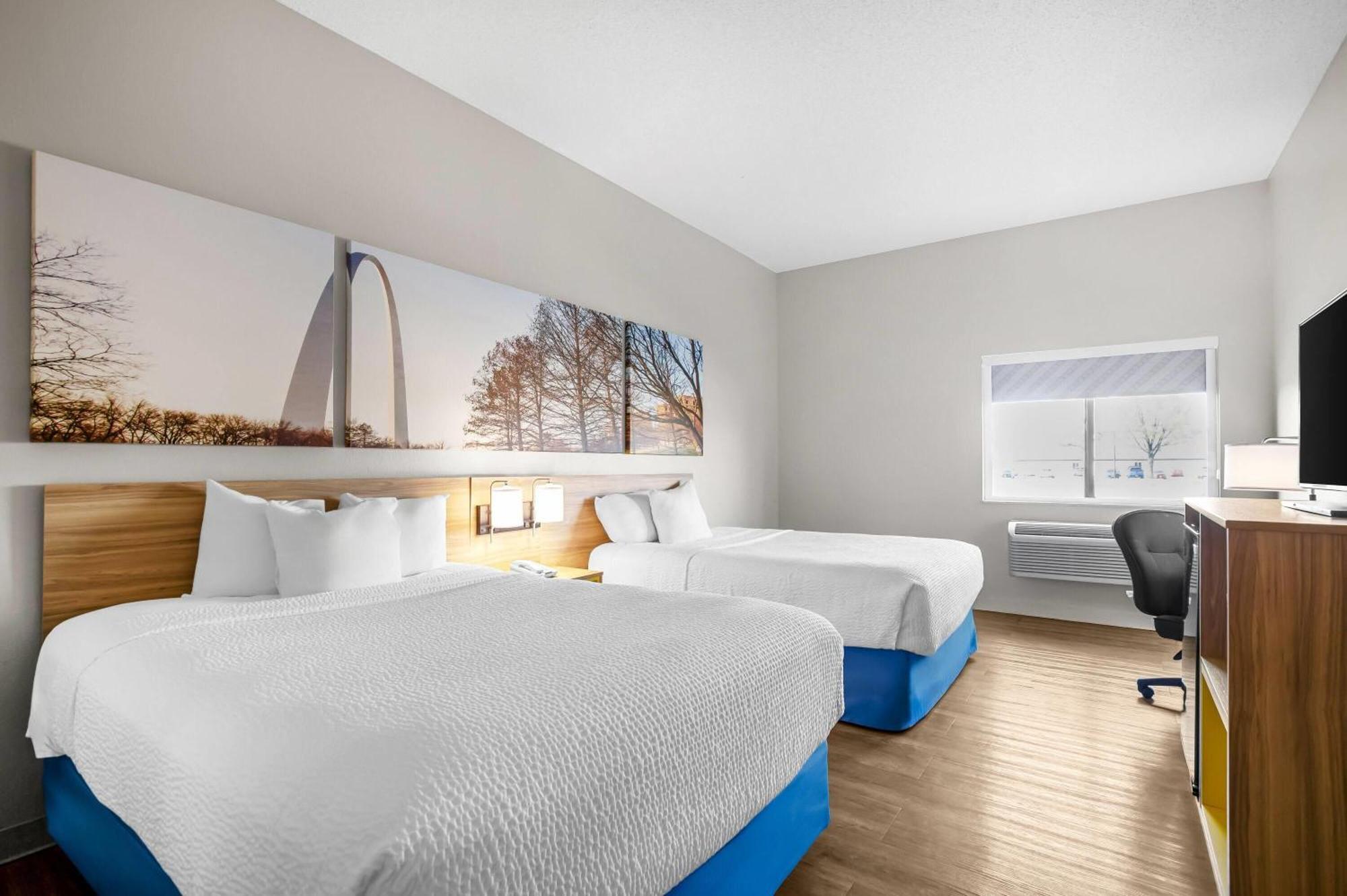 Days By Wyndham St Louis Collinsville