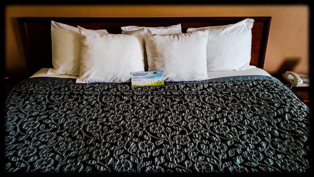 Hotel Days By Wyndham St Louis 2*