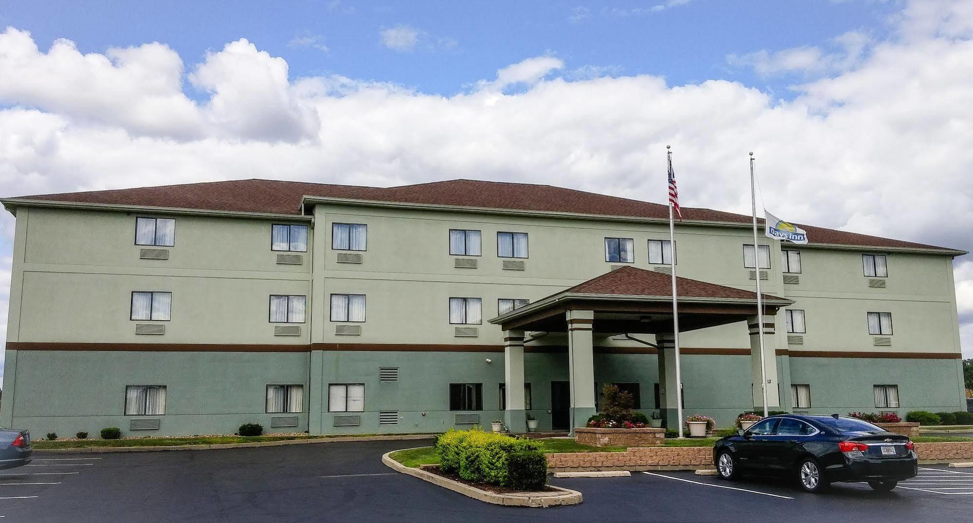 Days By Wyndham St Louis Hotel Collinsville